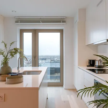 Modern With Balcony & Parking * Ostenda